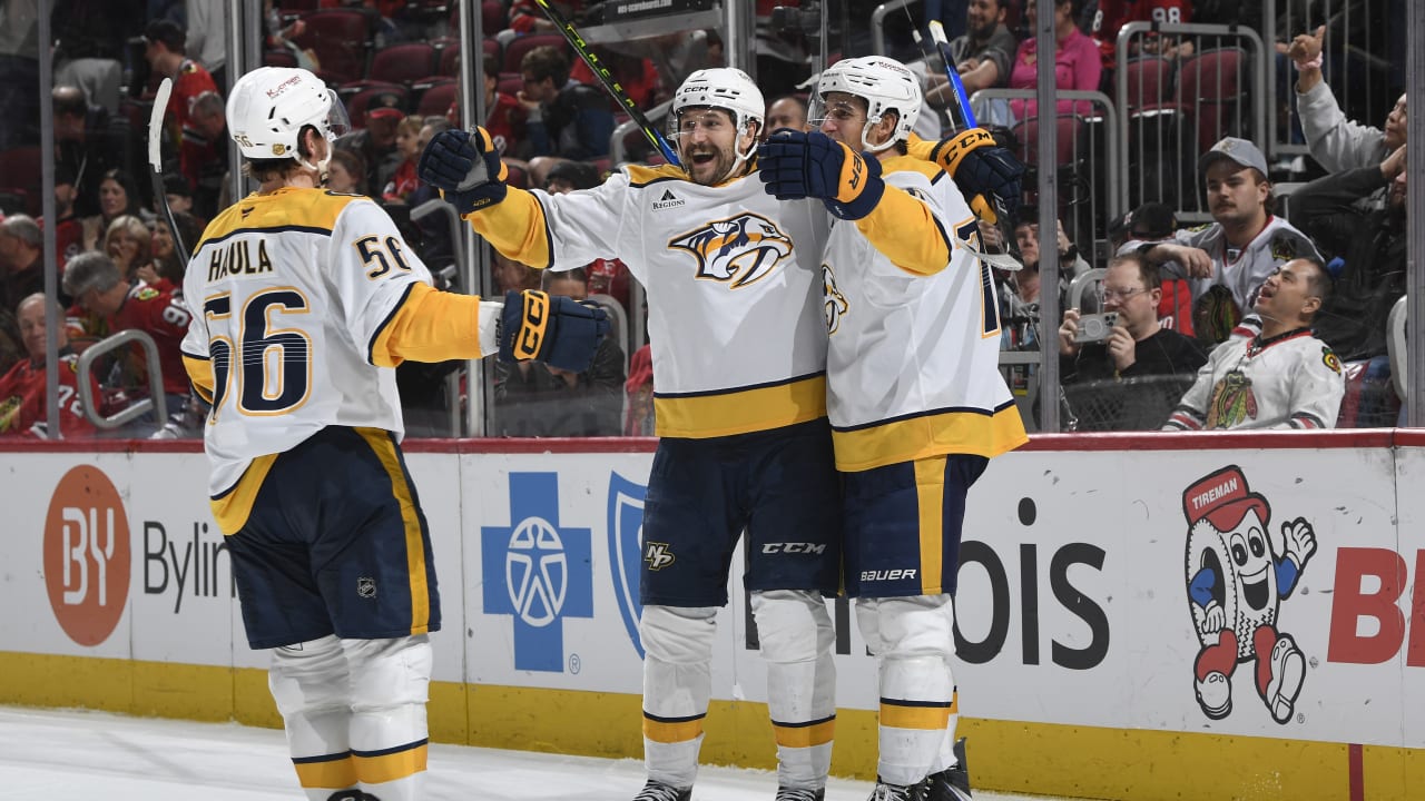 Forsberg Leads Preds to Overtime Victory Against Blackhawks