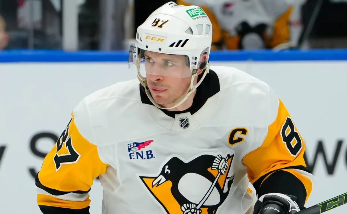 Sidney Crosby explains punch on Andrei Svechnikov as Penguins fall in OT to Hurricanes