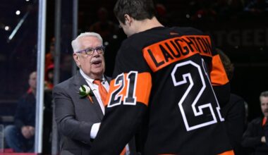 Flyers PA announcer Lou Nolan still going strong after 50-plus years