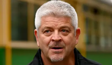 Todd McLellan puts Red Wings on blast after costly defeat against Senators