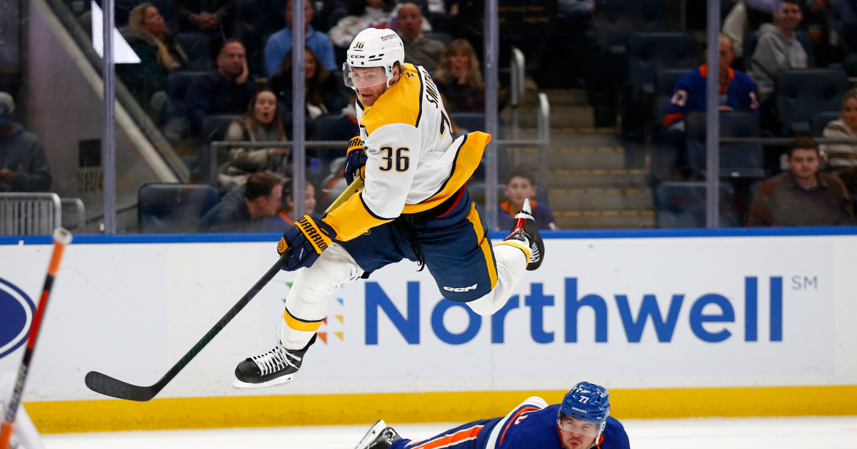 Vegas Golden Knights acquire Cole Smith from Nashville