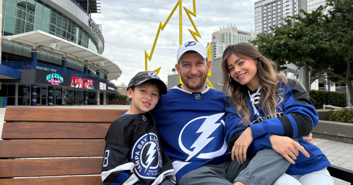 Lightning fans from abroad feel right at home thanks to Bolts' fan base