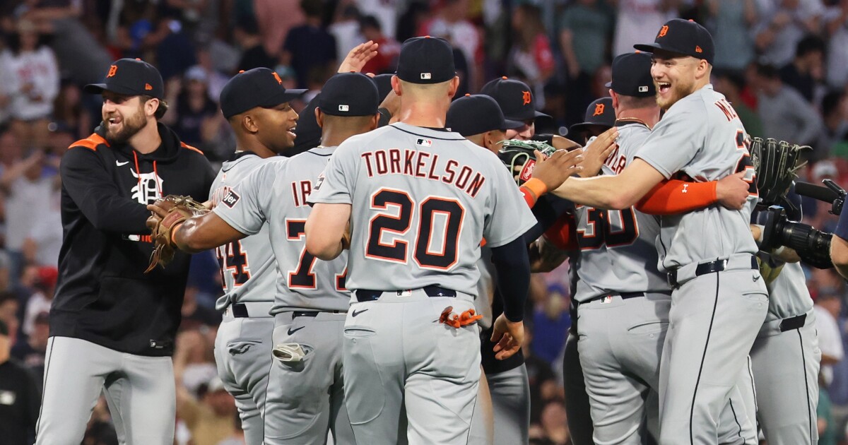 Ilitch launches Detroit SportsNet for Red Wings & Tigers broadcasts