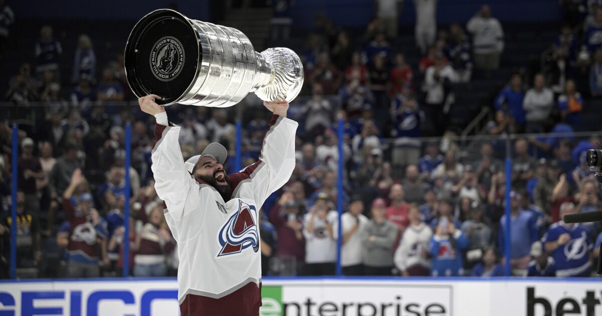 Nazem Kadri returns home as Avalanche reacquire Stanley Cup winning center