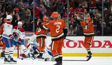 Chris Kreider's 4-point night, late tying goal push Anaheim Ducks past Montreal Canadiens 6-5