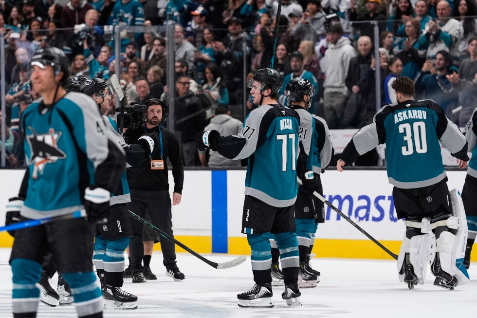 Misa scores in overtime as the Sharks beat the Jets 2-1