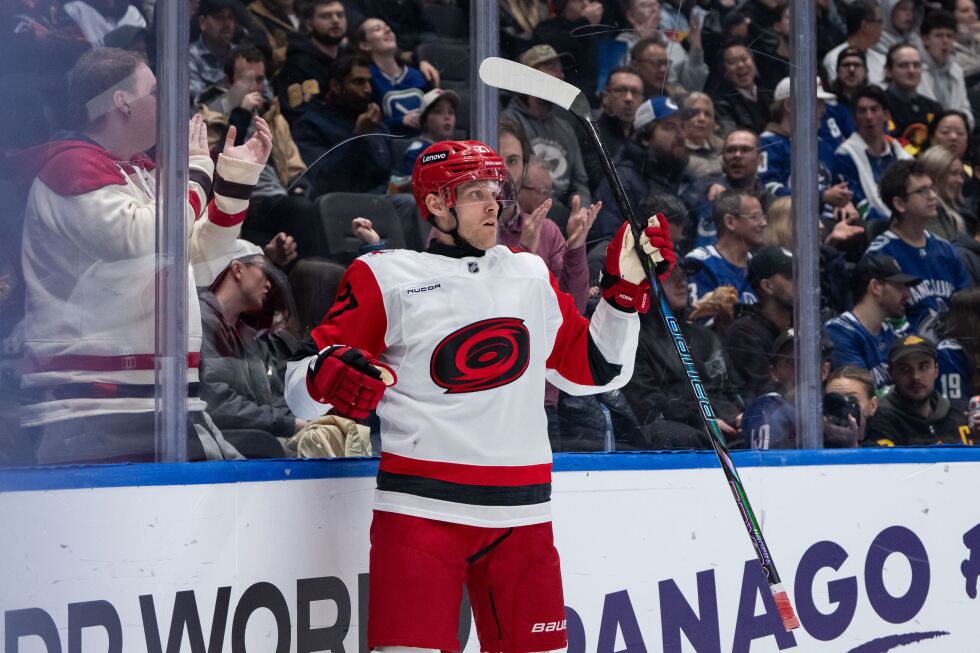 Nikolaj Ehlers' hat trick leads Carolina Hurricanes past Vancouver Canucks 6-4