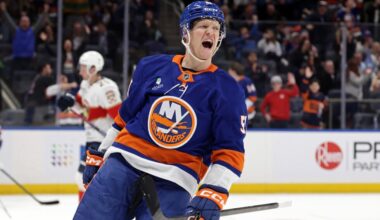 Islanders rally from a multigoal deficit to beat the Panthers 5-2