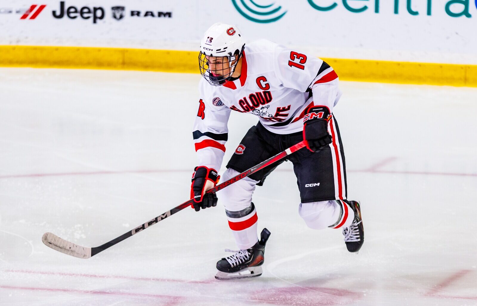 St. Cloud State's Tyson Gross signs 2-year, entry-level contract with hometown Calgary Flames