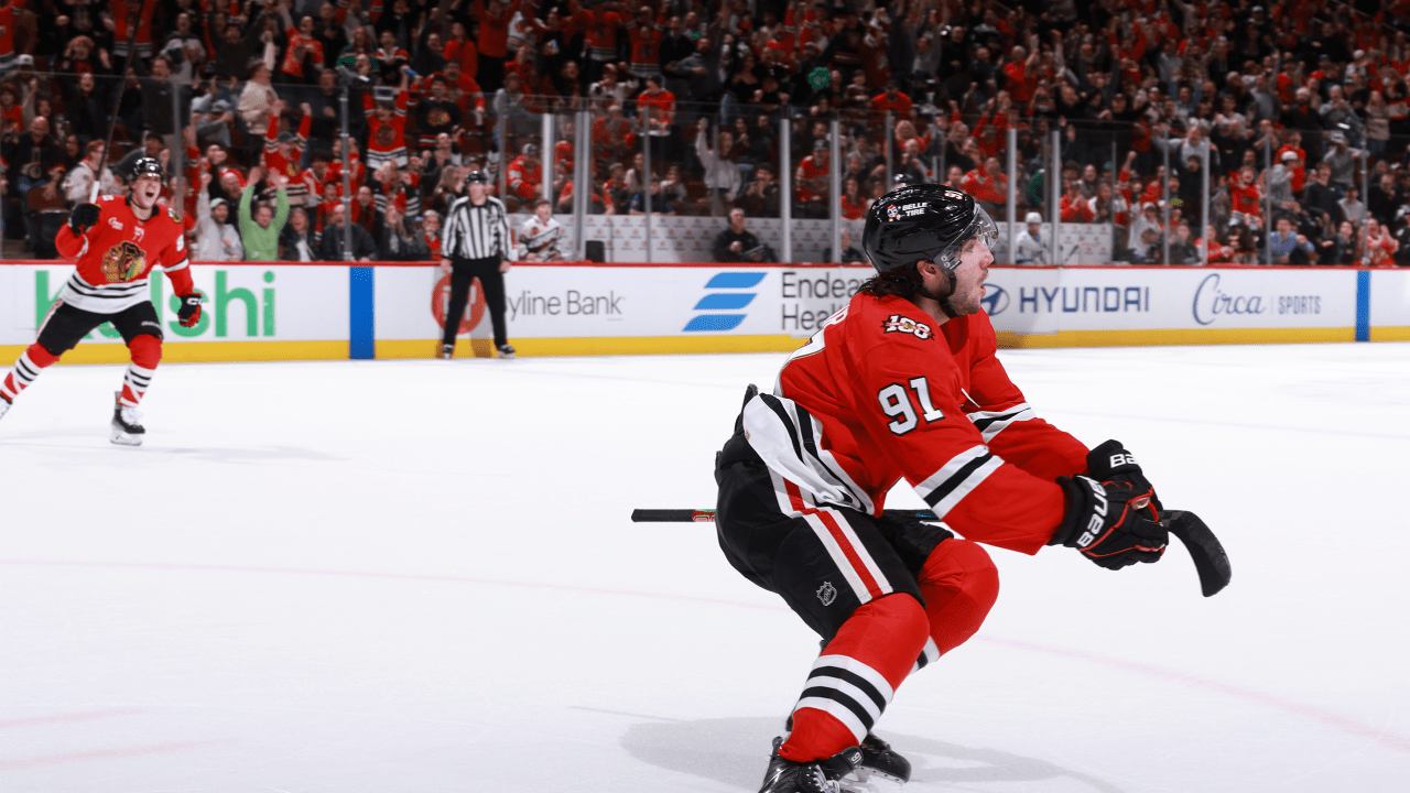 Nazar scores on power play in OT, Blackhawks defeat Mammoth