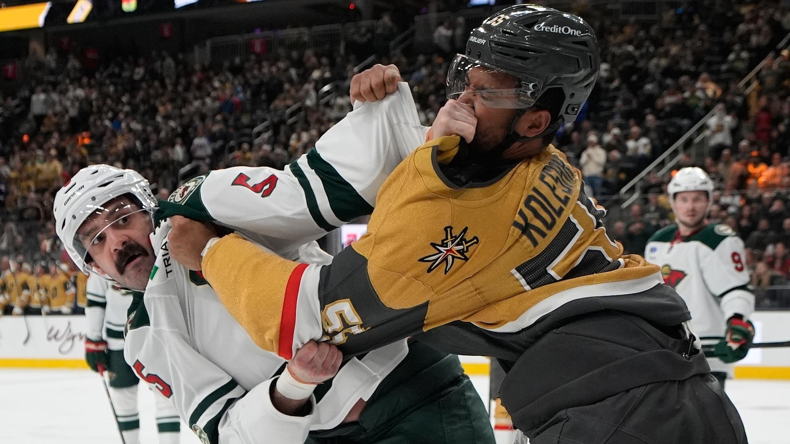 Wild back Gustavsson with a 2nd-period burst in a 4-2 victory over the Golden Knights