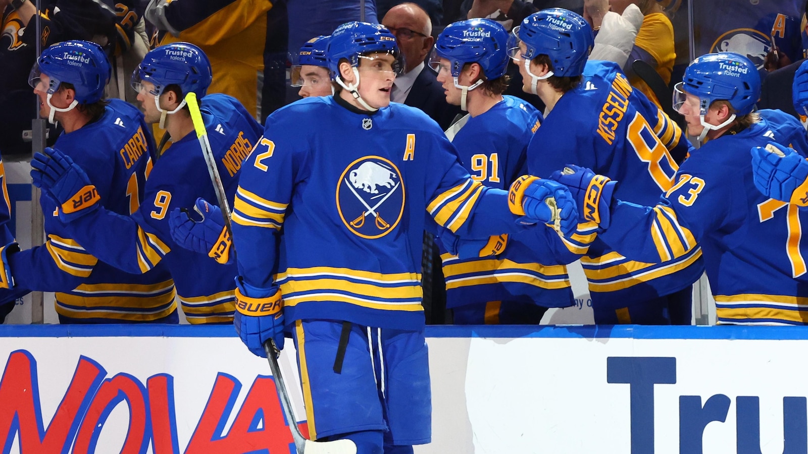 Sabres beat the Predators 3-2 for their sixth straight win