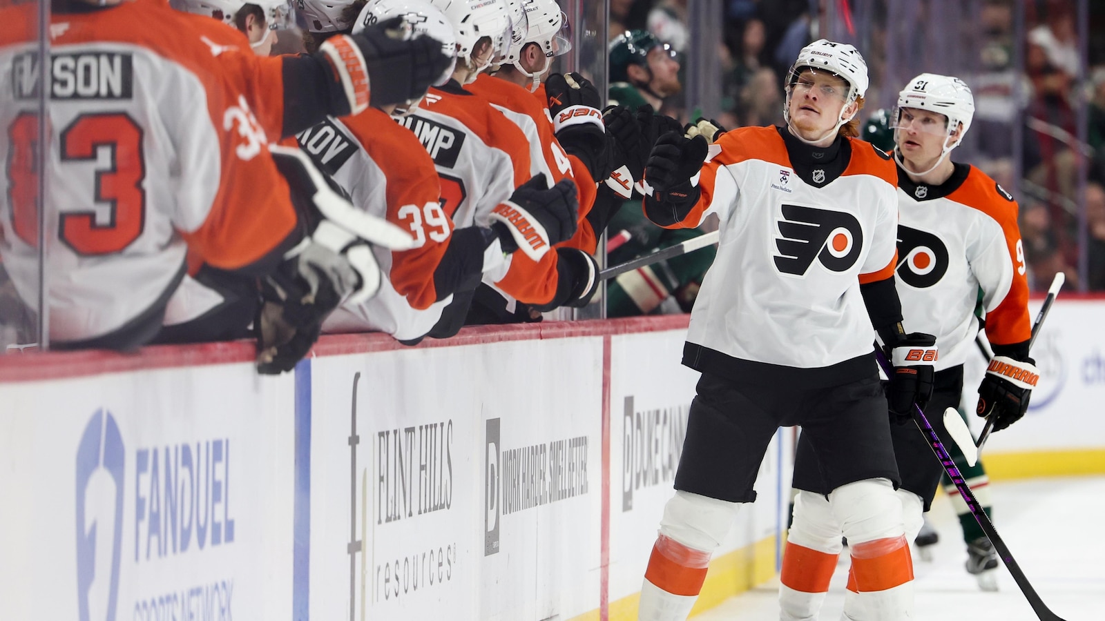 Owen Tippett’s hat trick powers the Flyers to a 5-3 win over the Red Wings