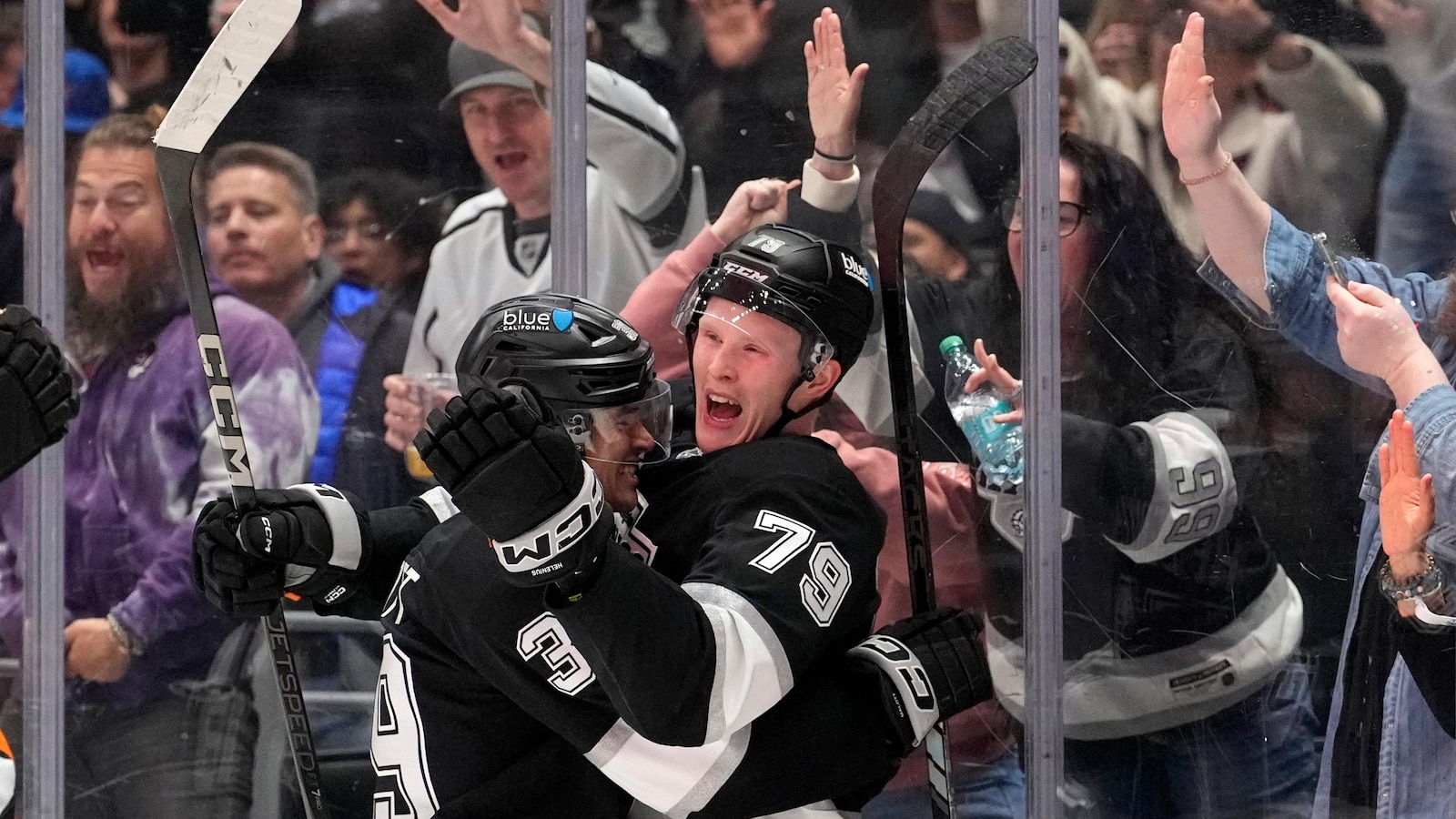Panarin leads LA Kings past Islanders 5-3 for their 1st victory under interim coach D.J. Smith