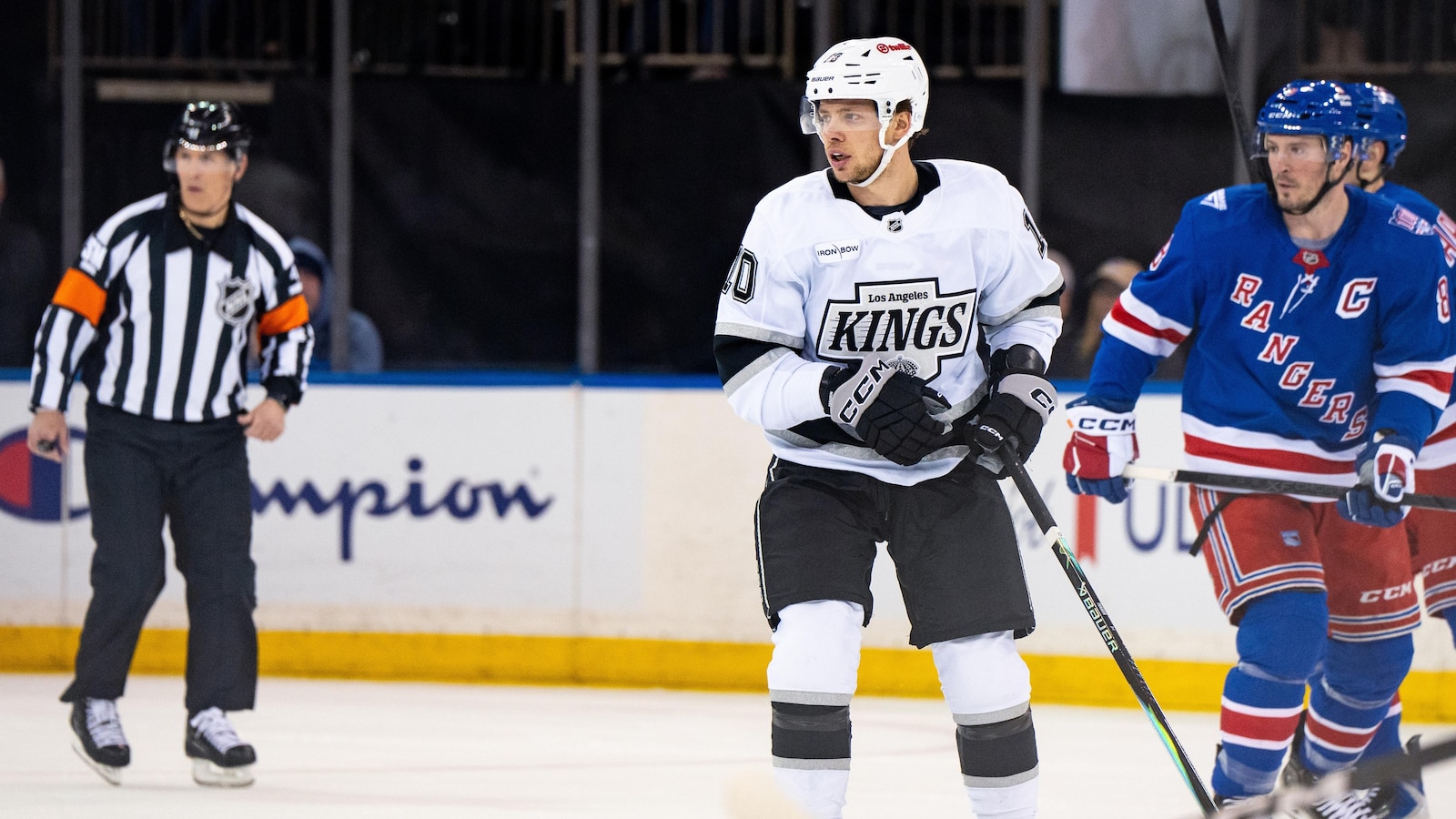 Laferriere's 3-point performance powers Kings over Rangers