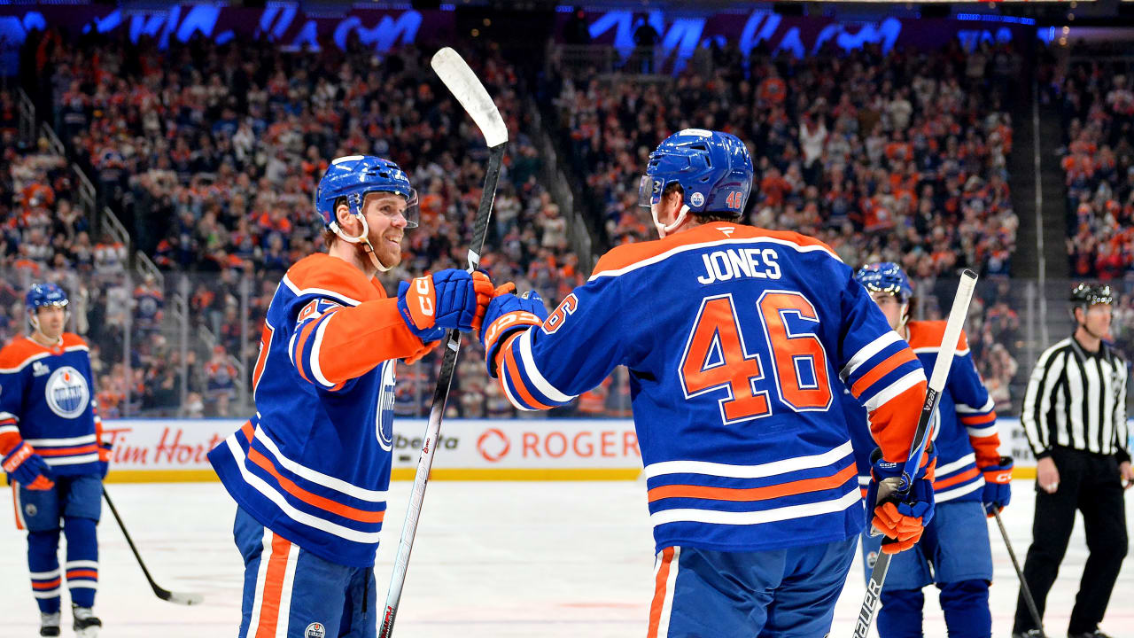 McDavid has 3 points, Oilers hold off Ducks to gain in Pacific race