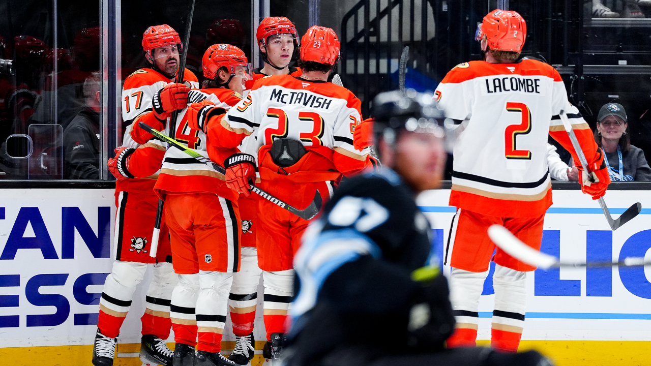 Killorn has 3 points, Ducks defeat Mammoth