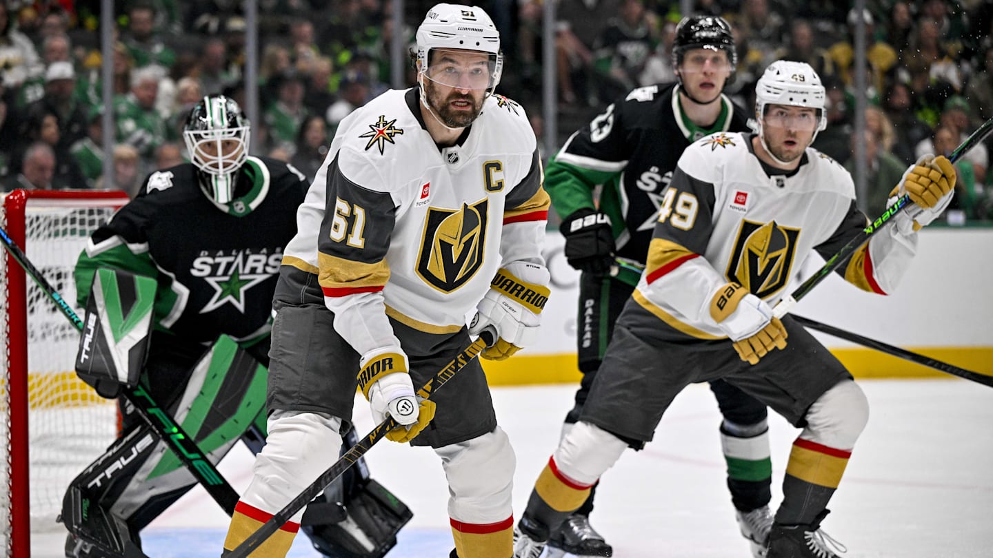 Mar 22, 2026; Dallas, Texas, USA; Vegas Golden Knights right wing Mark Stone (61) looks for the puck in front of Dallas Stars goaltender Casey DeSmith (1) during the third period at the American Airlines Center. Mandatory Credit: Jerome Miron-Imagn Images