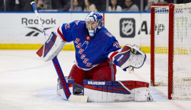 NY Rangers' Goalie Turns Back the Clock in Vintage Performance
