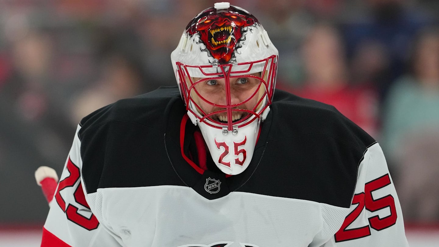 New Jersey Devils goaltender Jacob Markstrom (25): James Guillory-Imagn Images