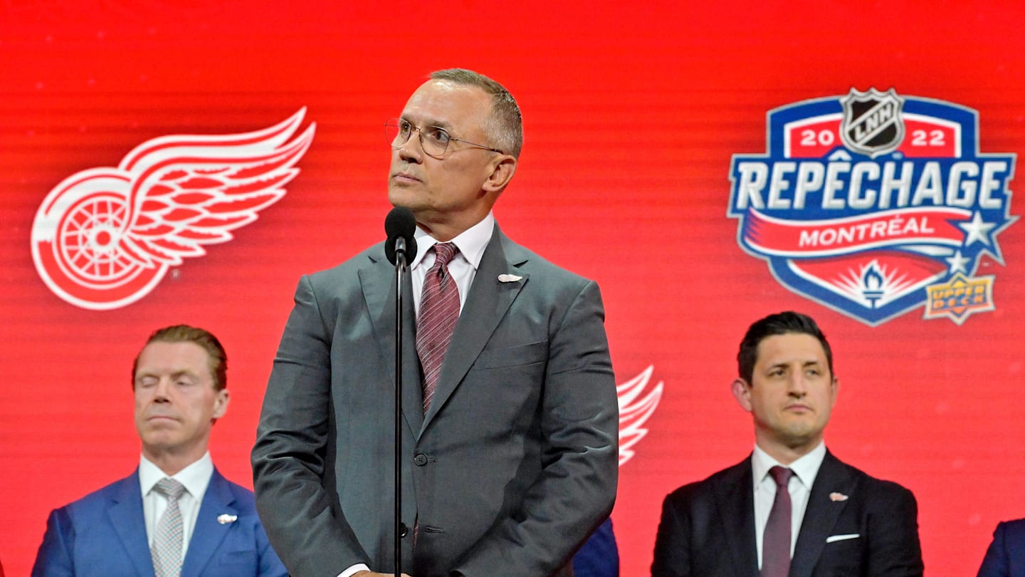 Detroit Red Wings general manager Steve Yzerman: Eric Bolte-Imagn Images