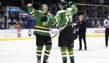 Oilers sign Nicholl to entry-level contract