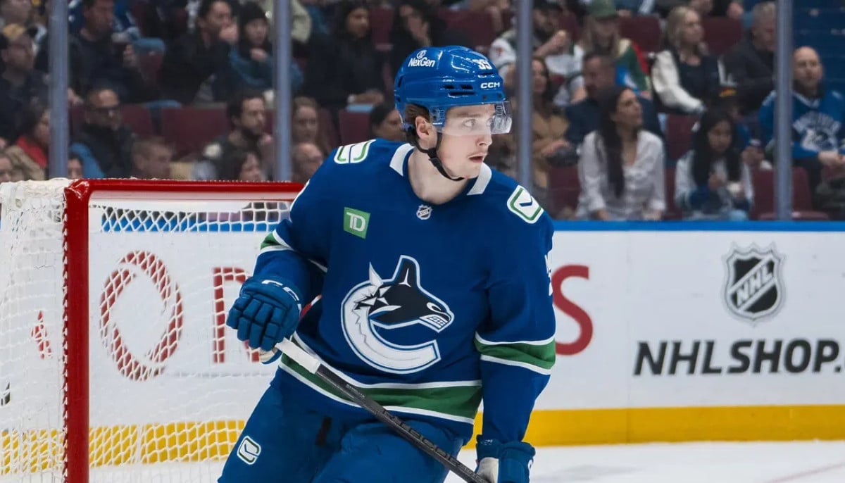 Vancouver Canucks call up Ty Mueller from Abbotsford as season nears end