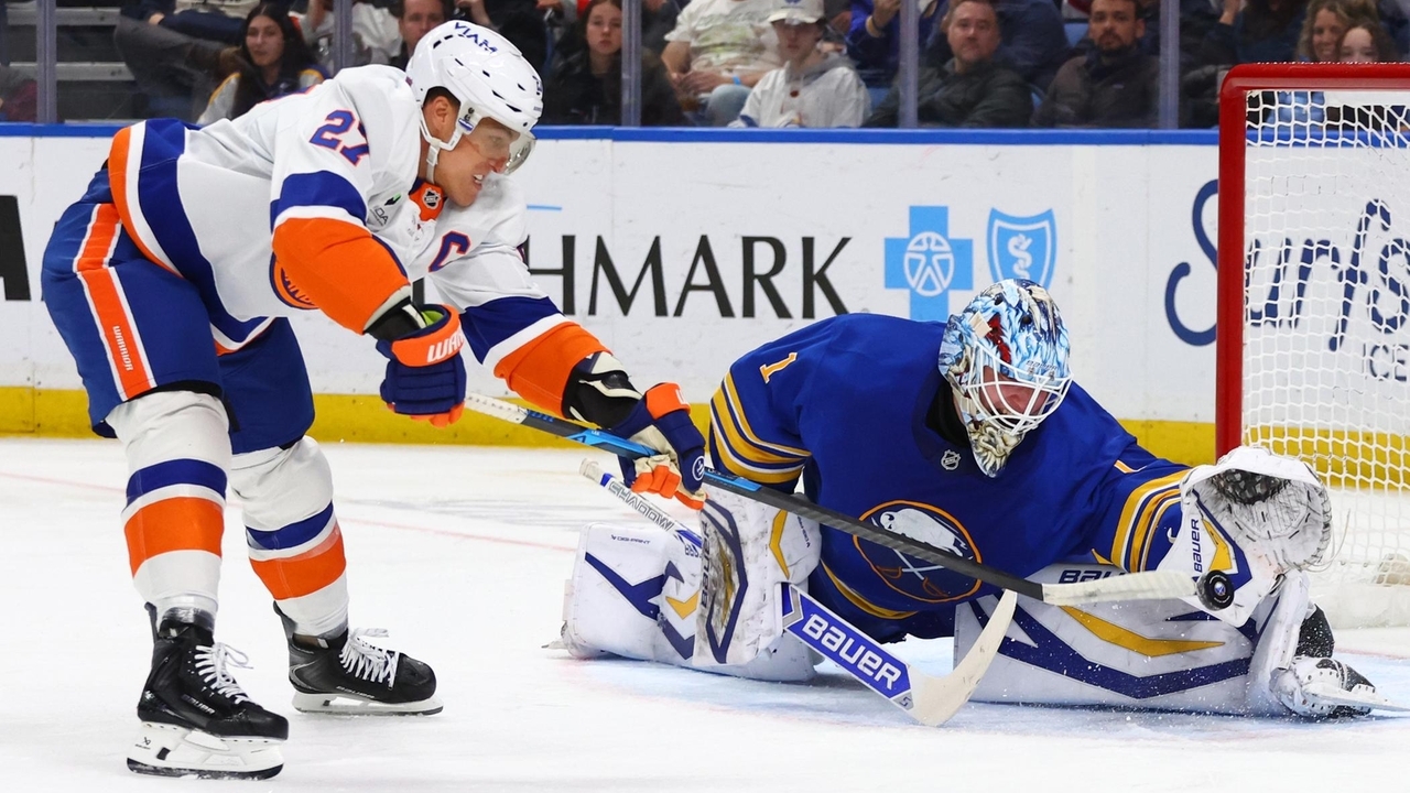 Andrew Gross: Islanders need better offense for playoff push