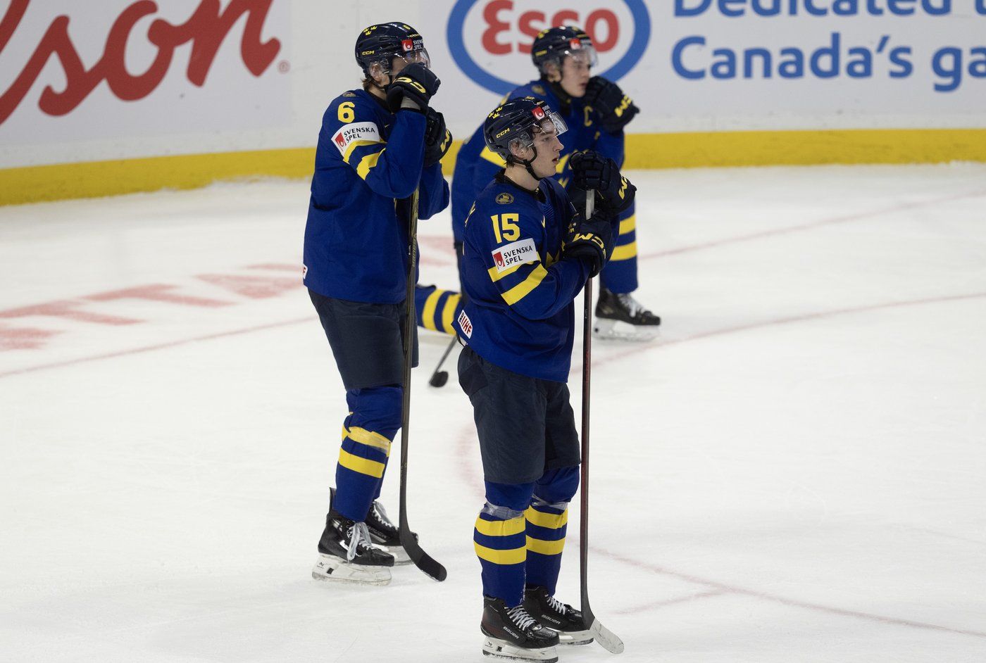 Flames sign defenceman Axel Hurtig to thee-year, entry-level deal