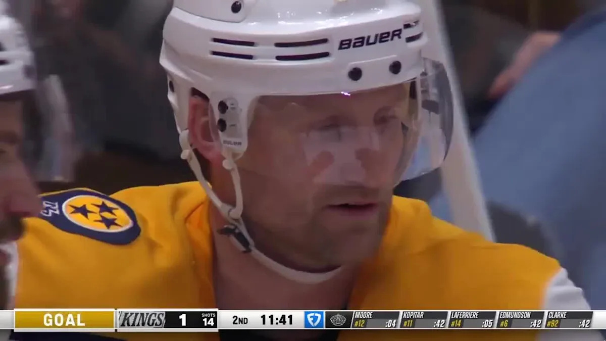 Steven Stamkos with a Goal vs. Los Angeles Kings