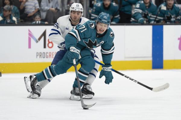 Sharks handle Leafs, remain in thick of wild-card race