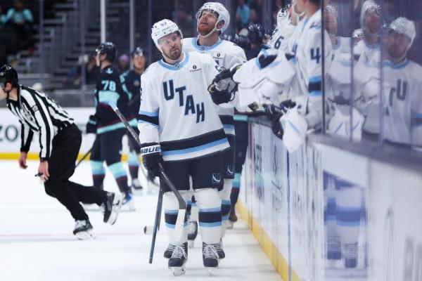 Mammoth getting hot at right time with visit to Canucks up next