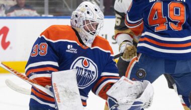 Hockey fan goes into labor during Oilers game vs Golden Knights