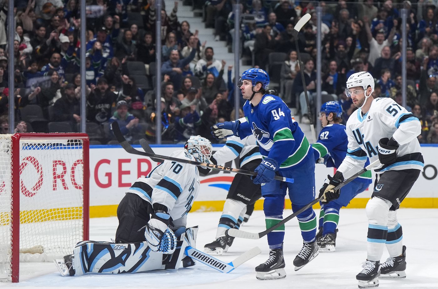 Karlsson continues to shine despite tough season for Canucks