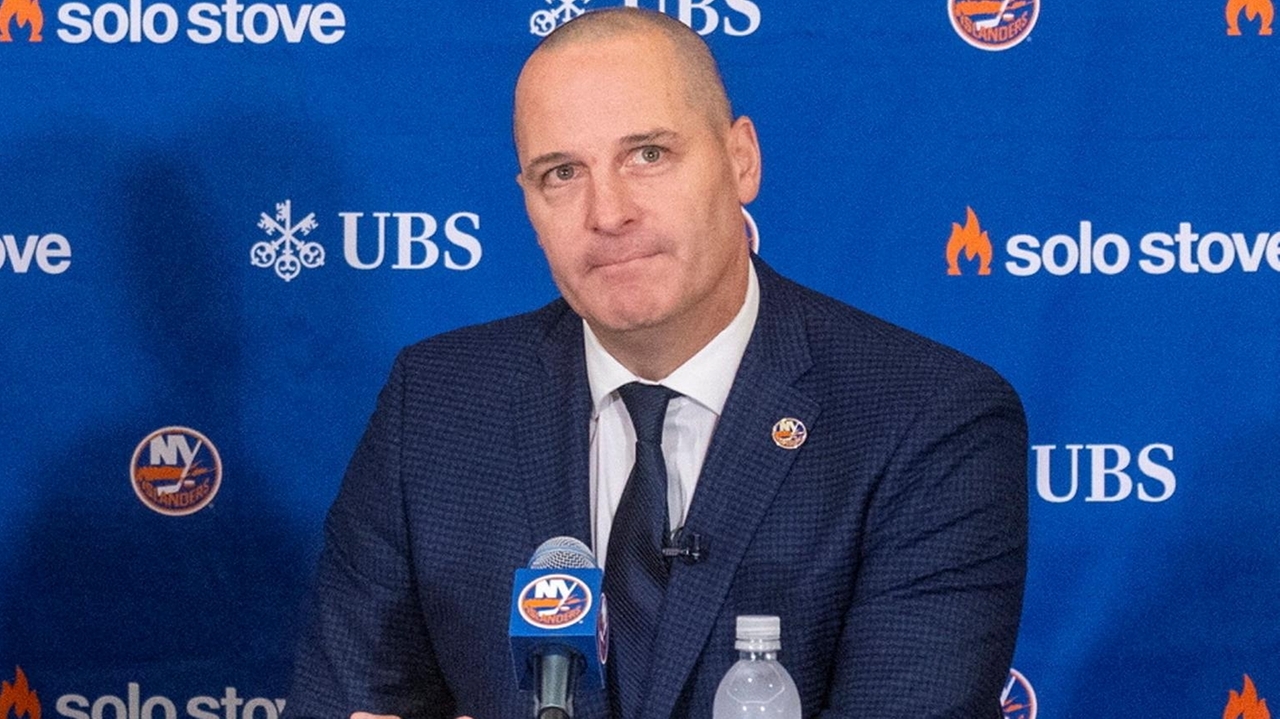 Islanders GM Mathieu Darche on the firing of Patrick Roy: 'It was time to make a change'