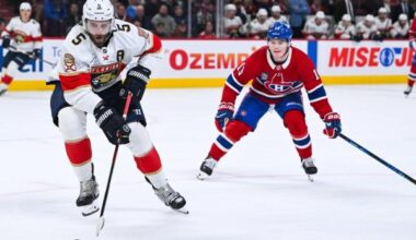 Canadiens, Cole Caufield shooting for goals against Panthers