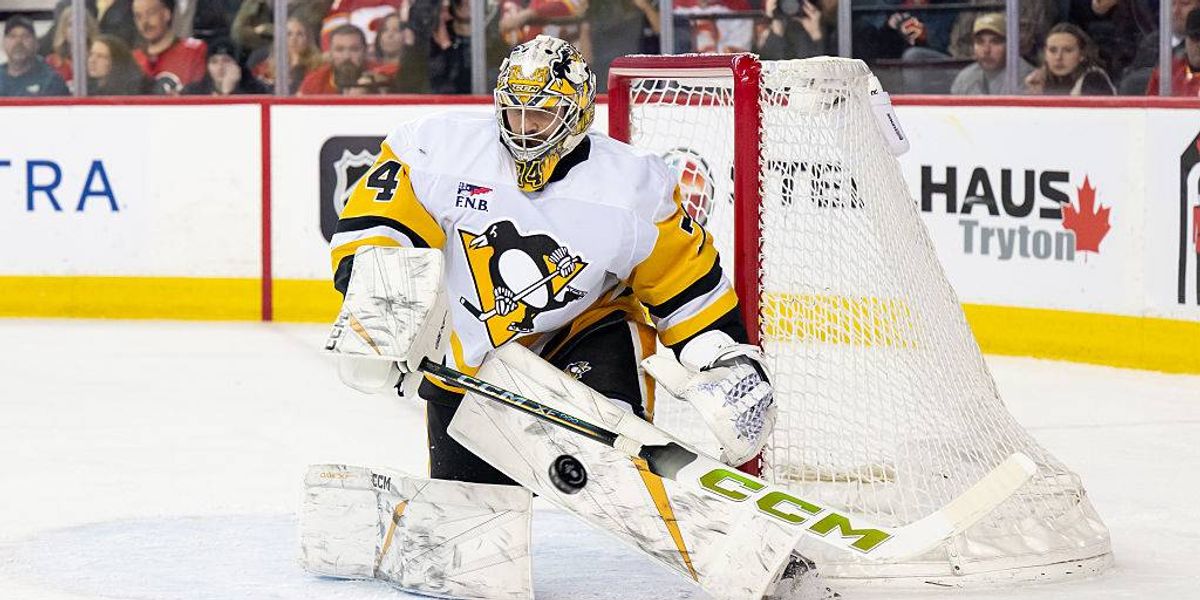 Skinner out with injury, Silovs starts back-to-back