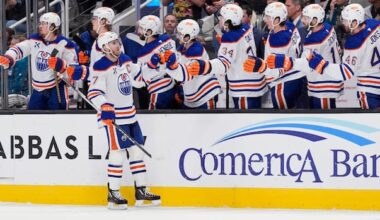 Oilers surge into first place in Pacific Division after McDavid's 5-point performance
