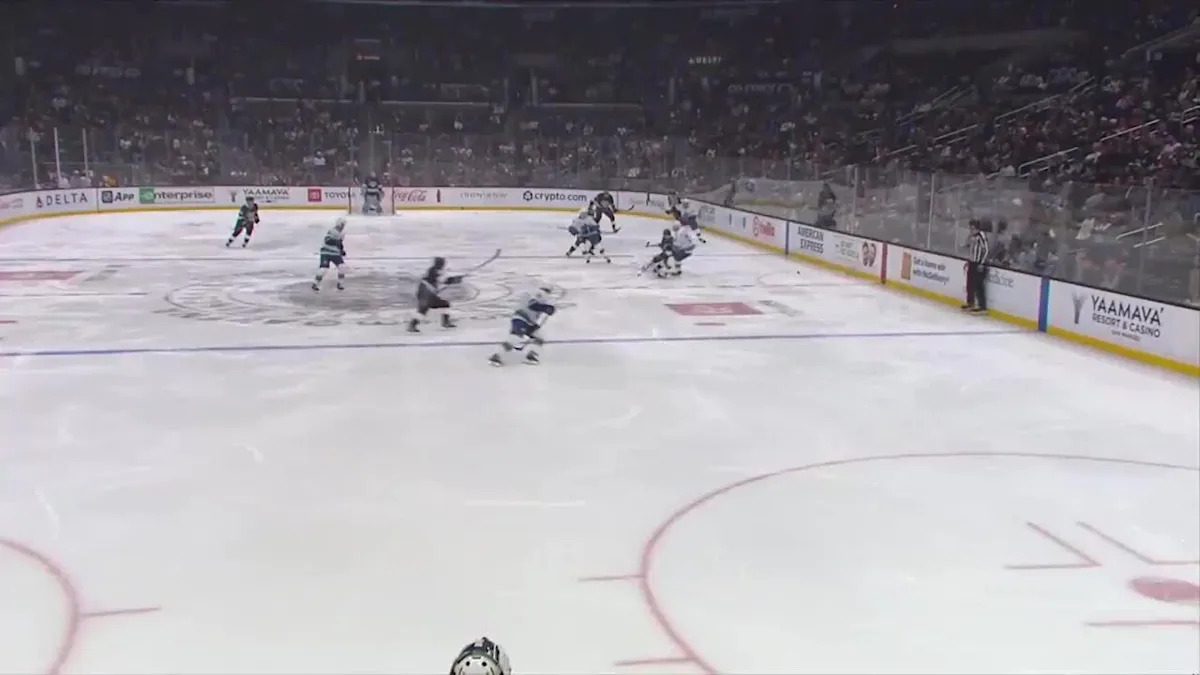 Adrian Kempe with a Goal vs. Vancouver Canucks
