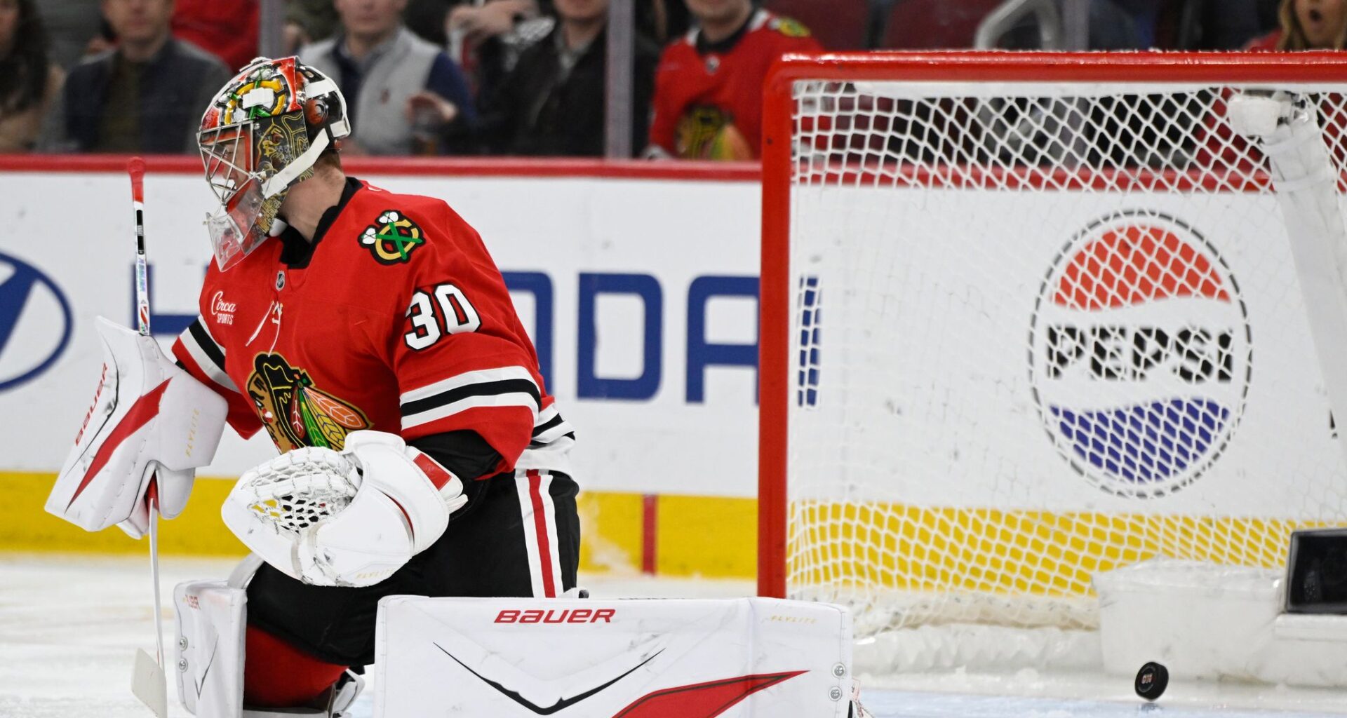 Stankoven, Jankowski score twice as the Hurricanes rout the Blackhawks 7-2
