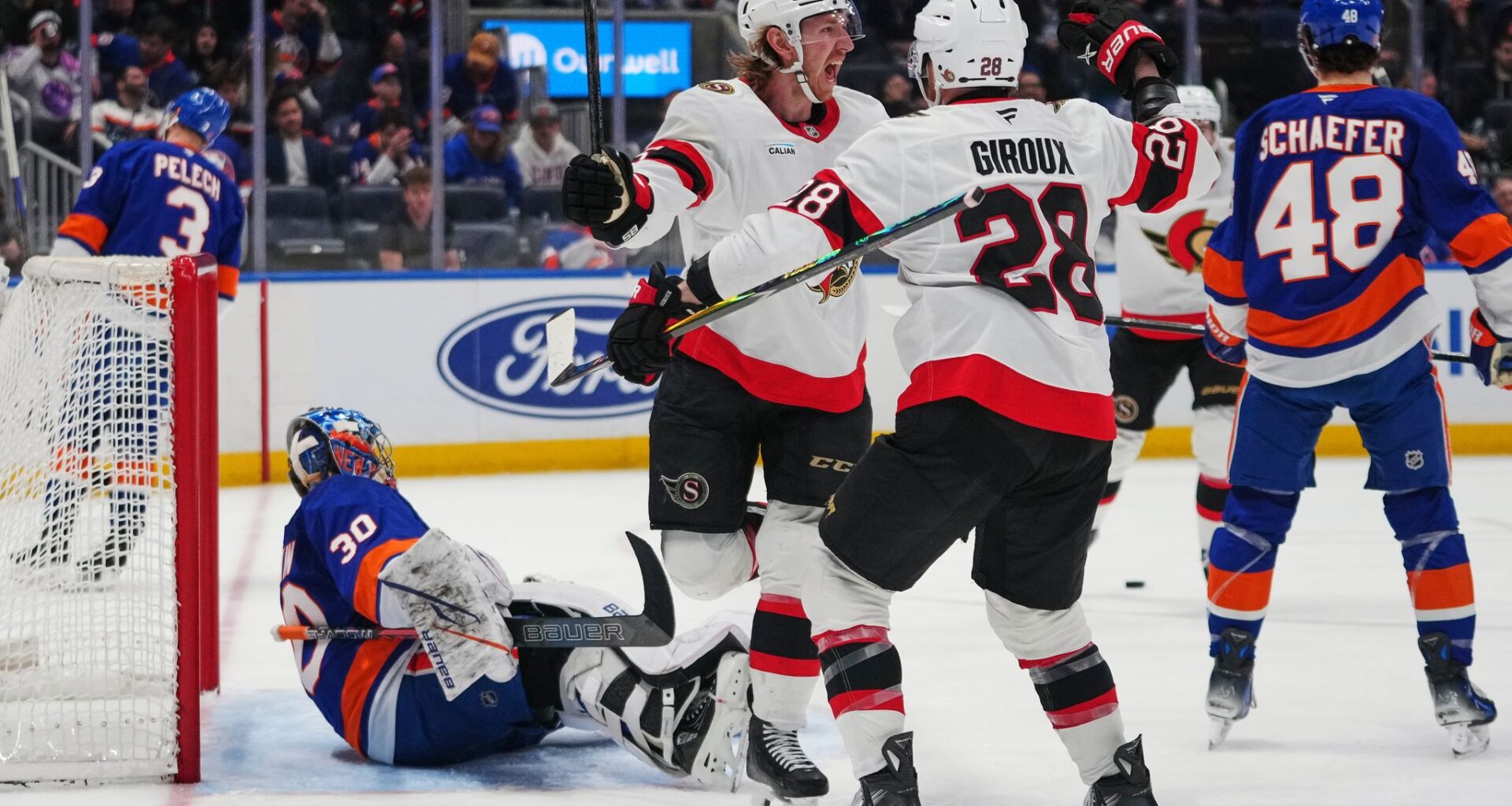 Senators move to the verge of clinching a playoff spot by beating the Islanders 3-0
