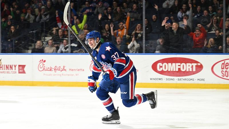 Recent T-Bird alum finding success in North American professional hockey