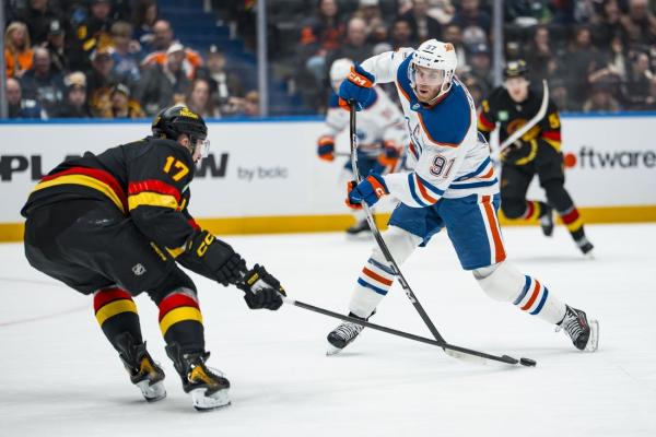 NHL roundup: Oilers clobber Canucks, claim 2nd in Pacific