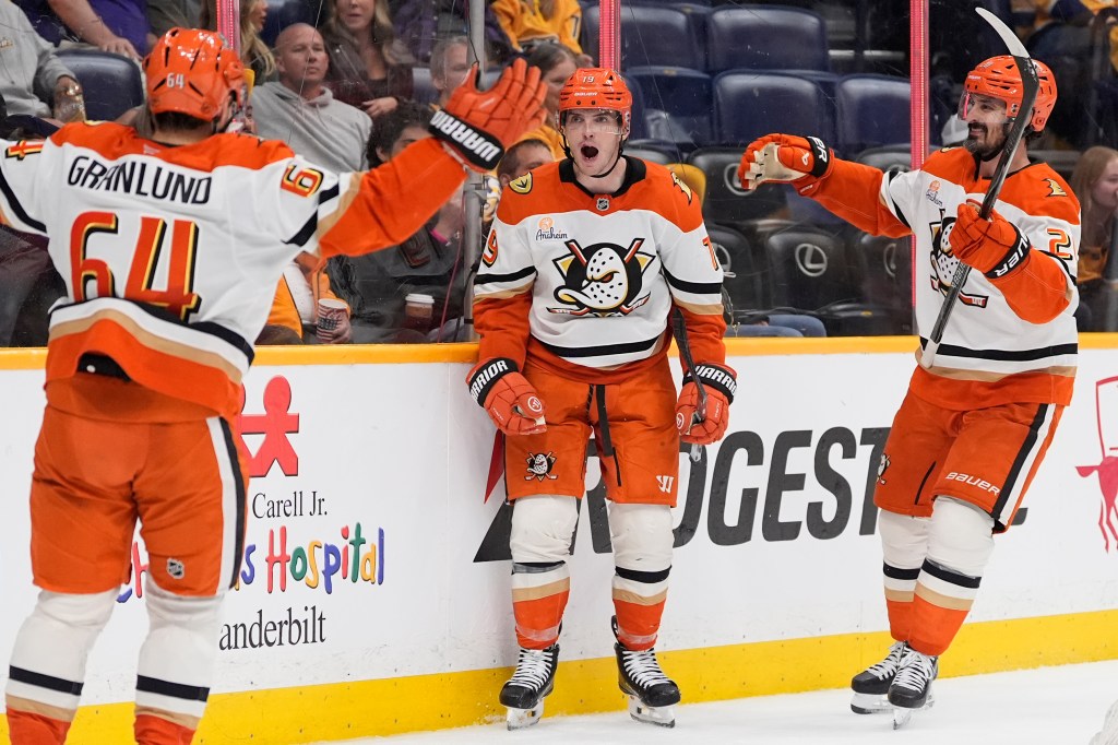 Ducks edge Predators in finale, will face Edmonton in 1st-round playoff series – Redlands Daily Facts