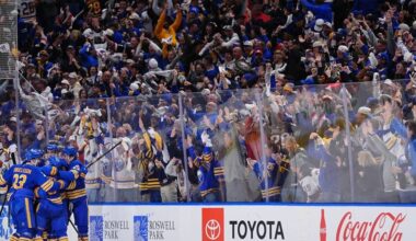 Sabres beat Bruins with big third period comeback