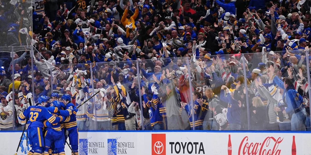 Sabres beat Bruins with big third period comeback