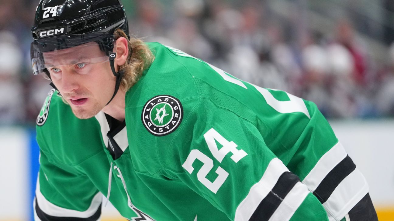 Roope Hintz does not travel with Dallas Stars for Games 3, 4