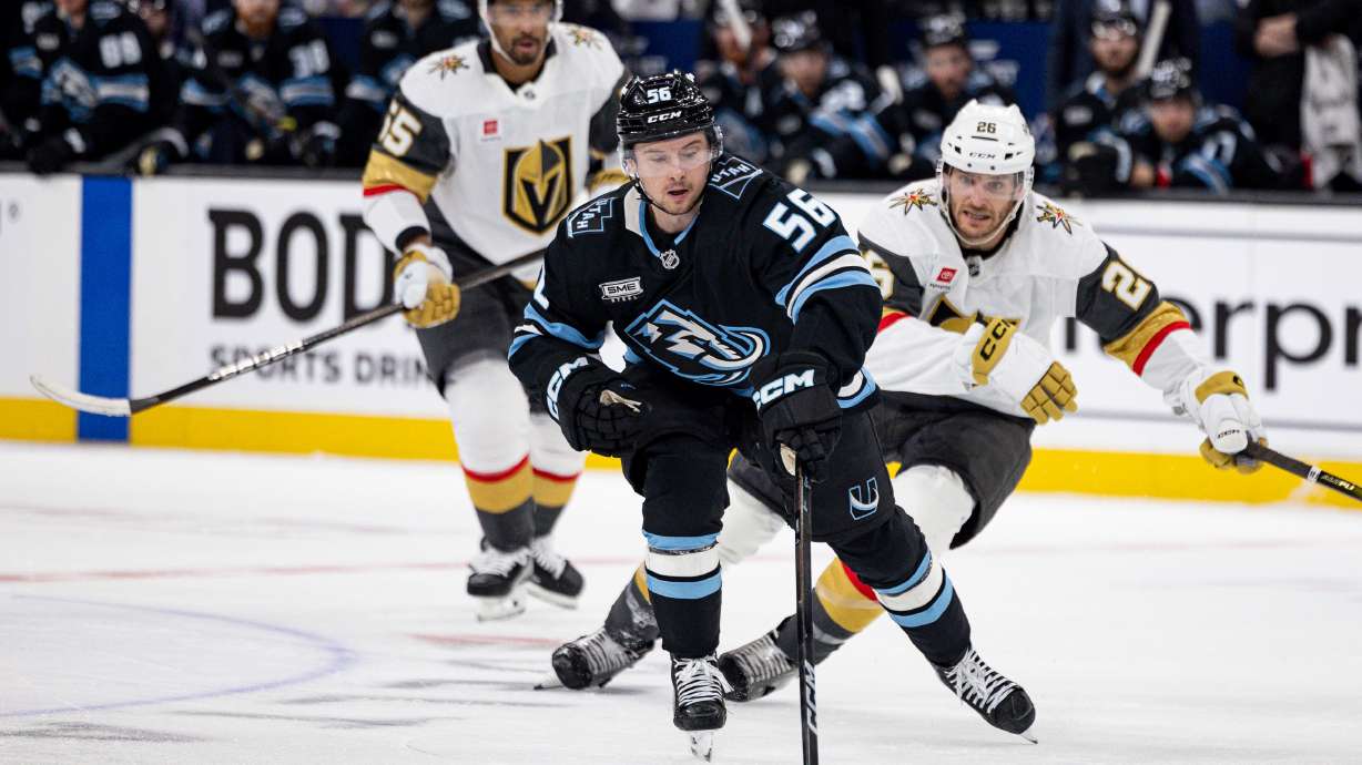 Mammoth hold off Golden Knights 4-2 in first home playoff game