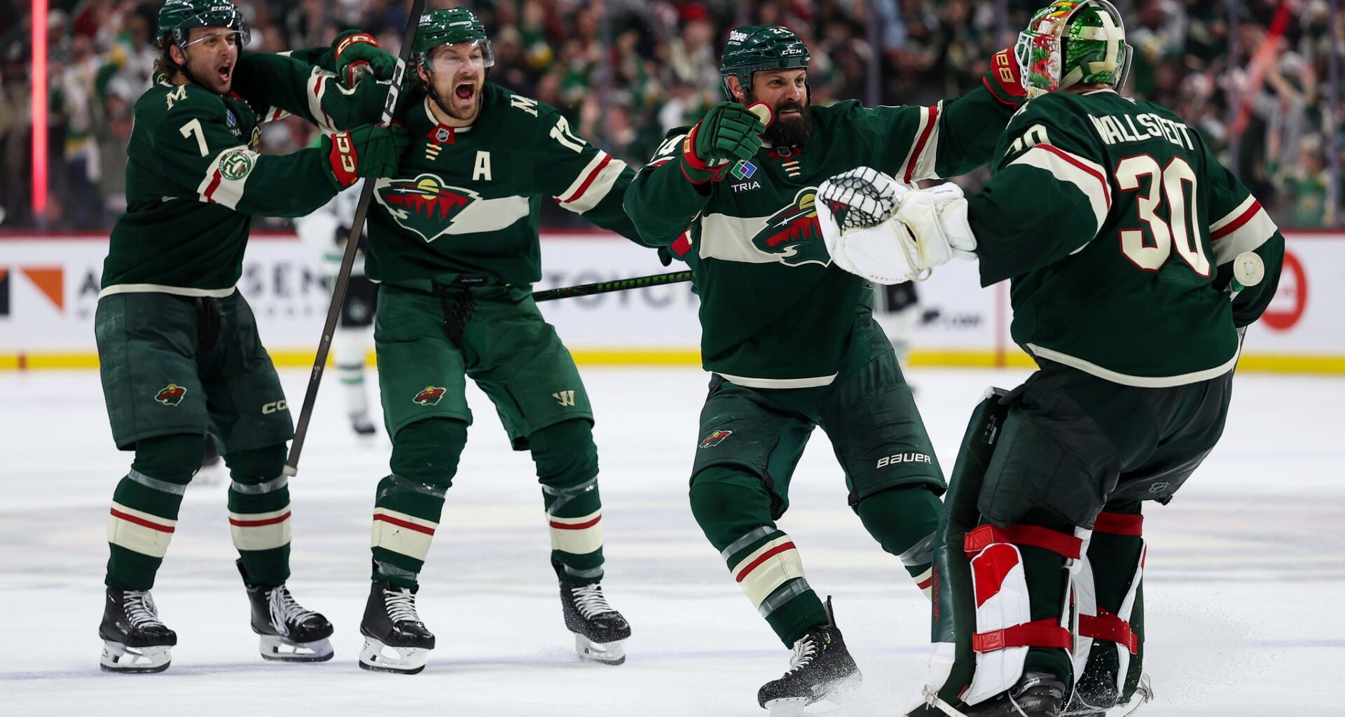 Boldy's deflection late in 1st OT lifts Wild past Stars 3-2 to tie series at 2