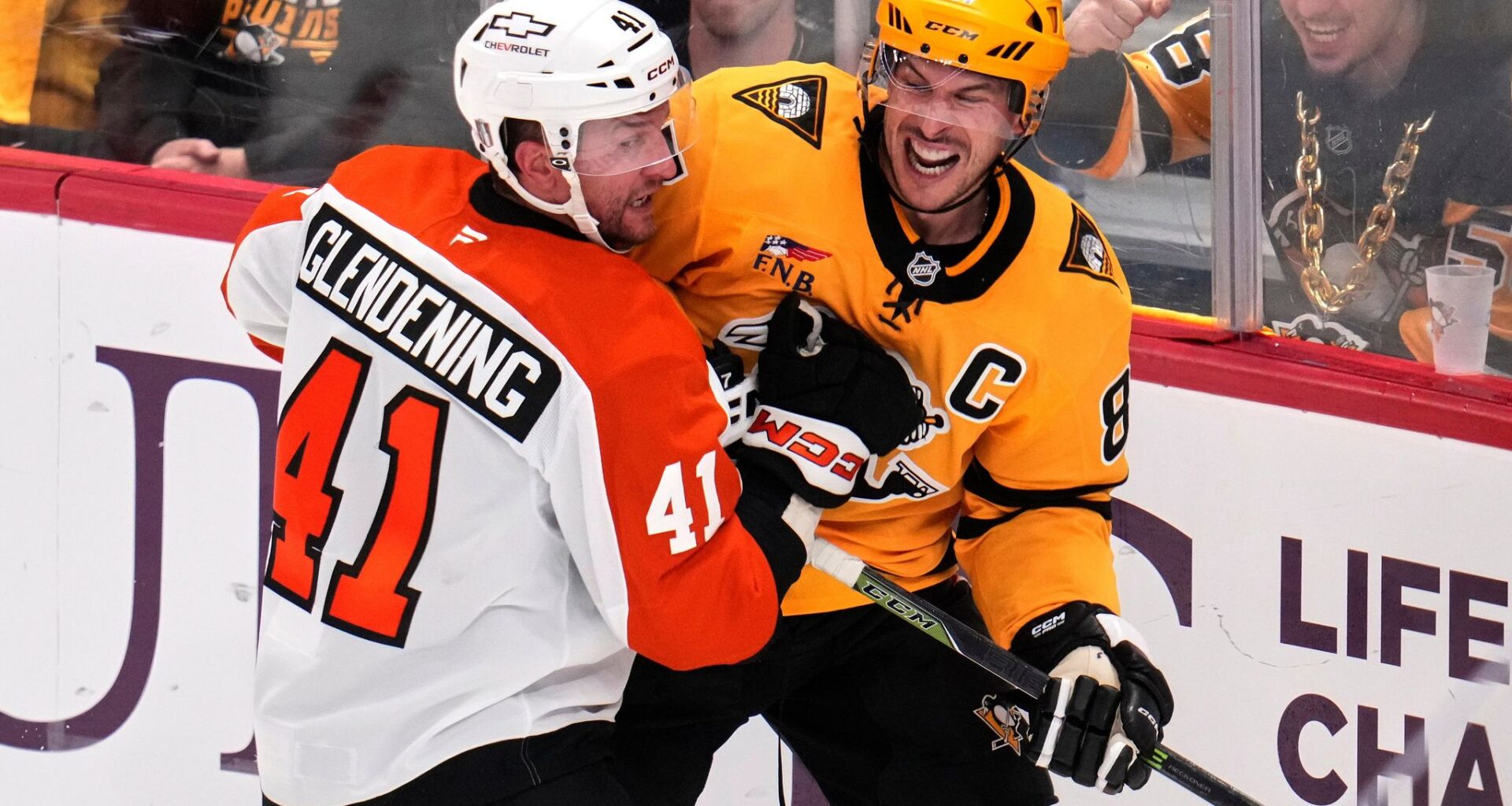 The Penguins needed Sidney Crosby to do Sidney Crosby things against Philly. The captain delivered